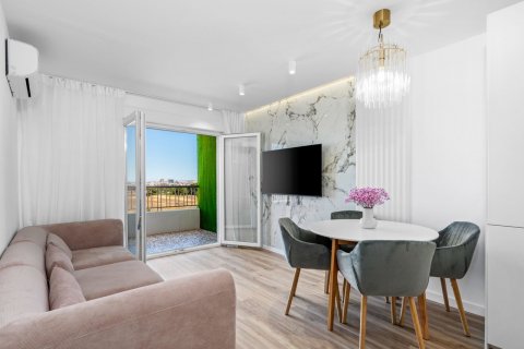 Продажа квартиры Торревьеха, Аликанте, Испания 2 спальни, 75м2 №131863 - фото 10