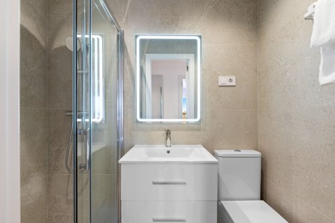 Продажа квартиры Торревьеха, Аликанте, Испания 2 спальни, 75м2 №131863 - фото 18