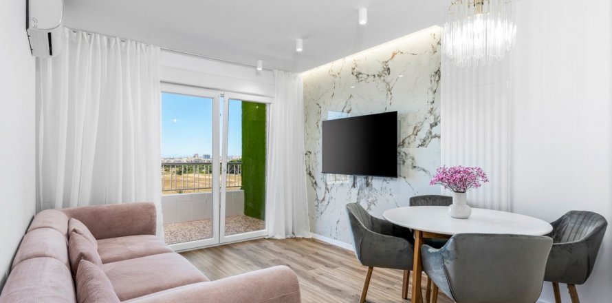 Квартира Торревьеха, Аликанте, Испания 2 спальни, 75м2 №131863