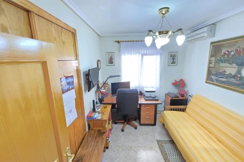 Villa for sale Playa Flamenca II, Alicante, Spain 3 bedrooms, 105 sq.m. No. 131859 - photo 15