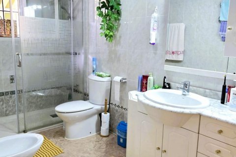 Villa for sale Playa Flamenca II, Alicante, Spain 3 bedrooms, 105 sq.m. No. 131859 - photo 19
