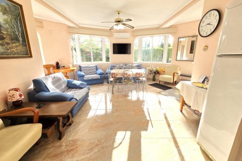 Villa for sale Playa Flamenca II, Alicante, Spain 3 bedrooms, 105 sq.m. No. 131859 - photo 4