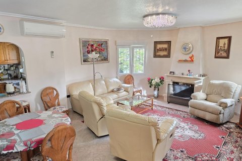 Villa for sale Playa Flamenca II, Alicante, Spain 3 bedrooms, 105 sq.m. No. 131859 - photo 8