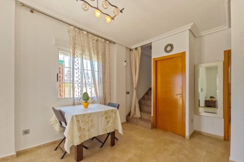 Villa in vendita Torrevieja, Alicante, Spagna 3 camere da letto, 97 mq. N° 122554 - foto 10