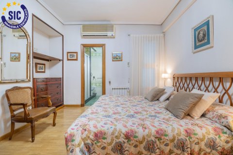 Dzīvoklis pārdošanā Valencia, Spānijā 4 istabas, 155 m2 Nr. 120494 - attēls 15