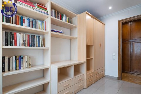 Dzīvoklis pārdošanā Valencia, Spānijā 4 istabas, 155 m2 Nr. 120494 - attēls 12