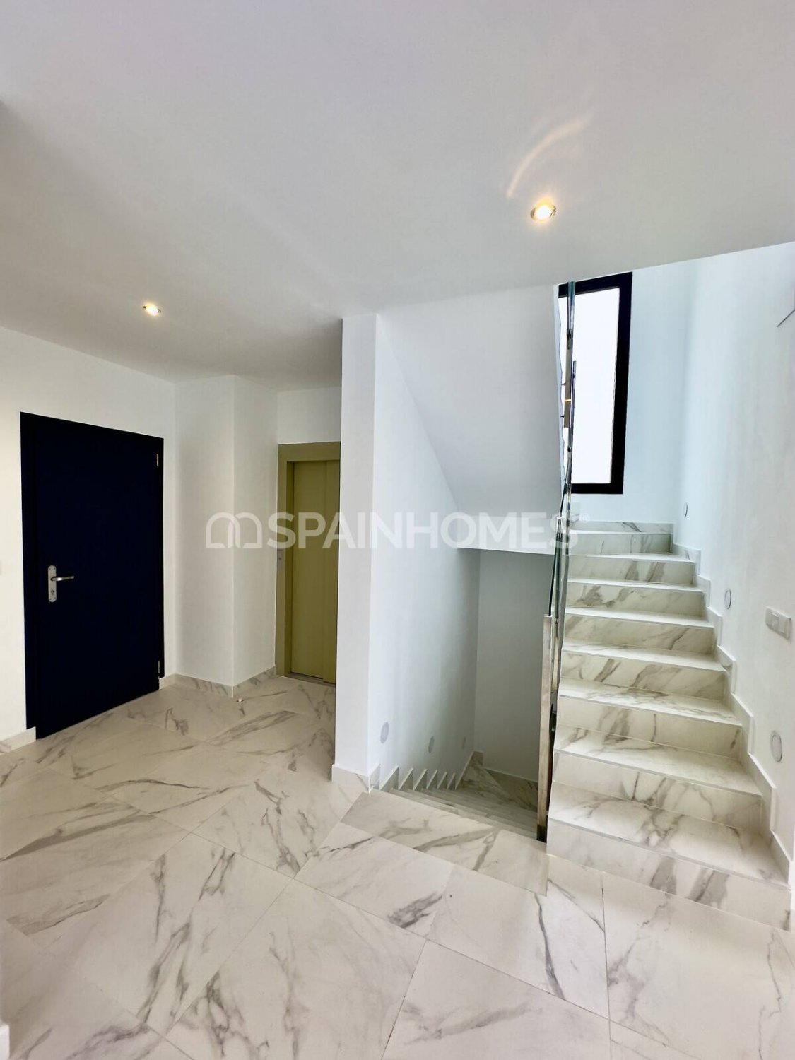 Villa a Rojales, Alicante, Spagna 4 camere da letto, 260 mq. N° 120492