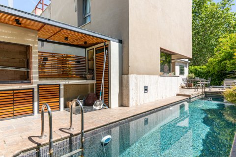 House for sale Madrid, Spain 4 bedrooms, 455 sq.m. No. 120489 - photo 14