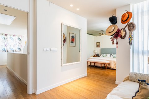 House for sale Madrid, Spain 4 bedrooms, 455 sq.m. No. 120489 - photo 27