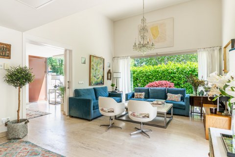 House for sale Madrid, Spain 4 bedrooms, 455 sq.m. No. 120489 - photo 6