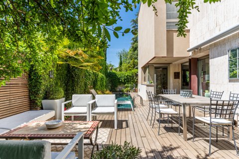 House for sale Madrid, Spain 4 bedrooms, 455 sq.m. No. 120489 - photo 16