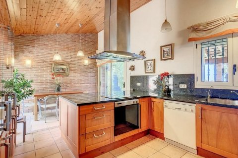 Продажа виллы Сан-Поль-де-Мар, Барселона, Испания 5 спален, 406м2 №132796 - фото 15