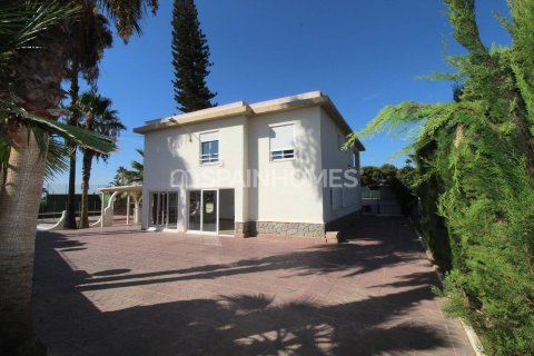 Продажа виллы в Эльче, Аликанте, Испания 6 спален, 203м2 №132794 - фото 4