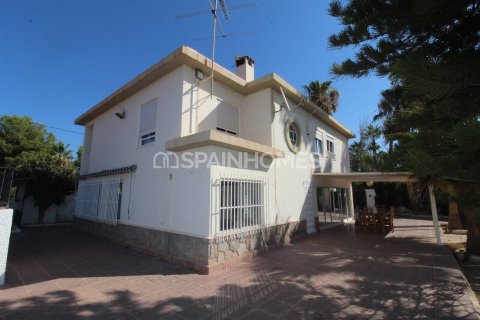Продажа виллы в Эльче, Аликанте, Испания 6 спален, 203м2 №132794 - фото 3