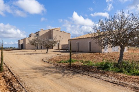 Finca myytävänä Sencelles, Mallorca, Espanja, 5 makuuhuonetta, 492 m2 No. 129704 - kuva 4