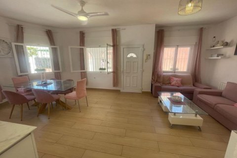 Villa en venta Playa Flamenca II, Alicante, España 5 dormitorios,  No. 131562 - foto 24