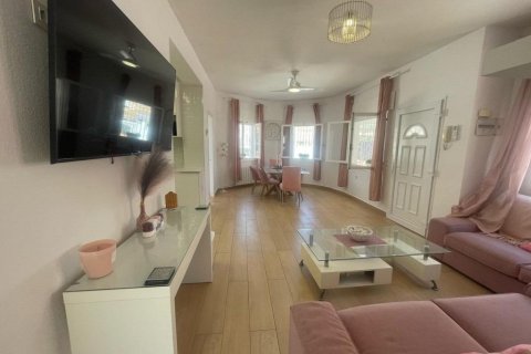 Villa en venta Playa Flamenca II, Alicante, España 5 dormitorios,  No. 131562 - foto 18