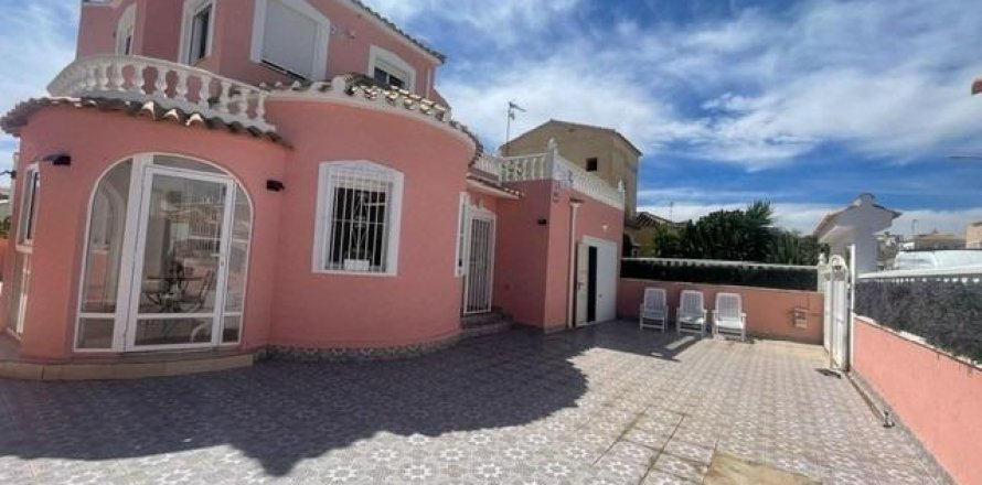 Villa Playa Flamenca II, Alicante, España 5 dormitorios,  No. 131562