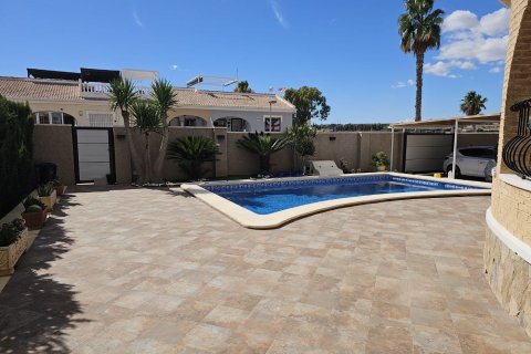 Villa for sale Benijofar, Alicante, Spain 3 bedrooms, 119 sq.m. No. 131563 - photo 3