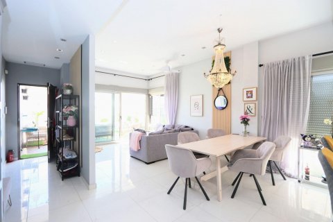 Villa for sale Alicante, Spain 5 bedrooms, 243 sq.m. No. 129357 - photo 4
