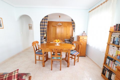 Villa for sale Torrevieja, Alicante, Spain 3 bedrooms, 126 sq.m. No. 128920 - photo 8