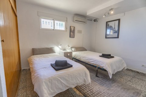 Villa for sale Alicante, Spain 4 bedrooms, 91 sq.m. No. 128919 - photo 16