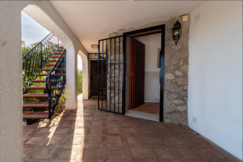 Продажа виллы Михас Коста, Малага, Испания 4 спальни, 200м2 №127560 - фото 19