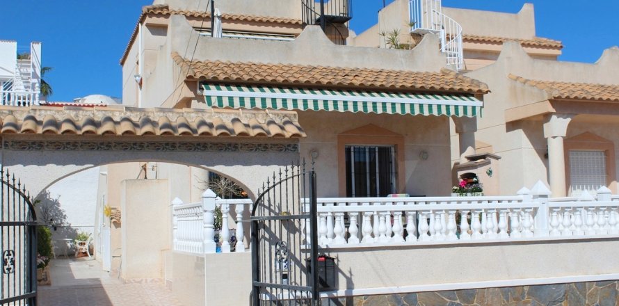 Villa Alicante, España 3 dormitorios, 103 m2 No. 131542