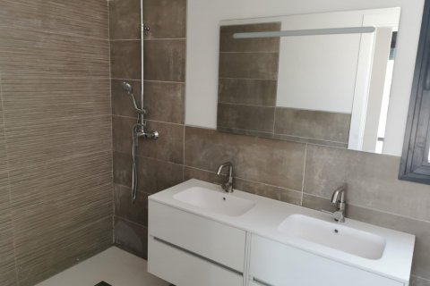 Villa in vendita Pinoso, Alicante, Spagna 3 camere da letto, 170 mq. N° 131541 - foto 10