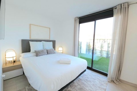 Villa à vendre Los Alcazares, Murcia, Espagne, 4 chambres, 172 m2 No. 128659 - photo 2