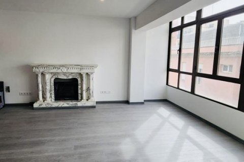 Huoneisto myytävänä Palma de Majorca, Mallorca, Espanja, 3 makuuhuonetta, 100 m2 No. 121414 - kuva 2