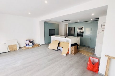 Huoneisto myytävänä Palma de Majorca, Mallorca, Espanja, 3 makuuhuonetta, 100 m2 No. 121414 - kuva 3
