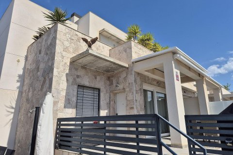 Duplex for sale Torrevieja, Alicante, Spain 3 bedrooms, 110 sq.m. No. 128650 - photo 2