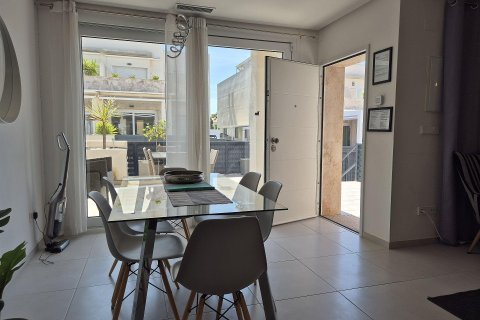 Duplex for sale Torrevieja, Alicante, Spain 3 bedrooms, 110 sq.m. No. 128650 - photo 24