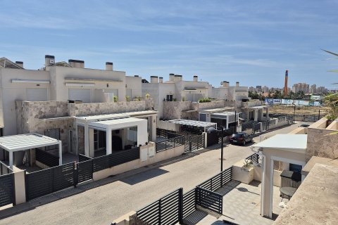 Duplex for sale Torrevieja, Alicante, Spain 3 bedrooms, 110 sq.m. No. 128650 - photo 20