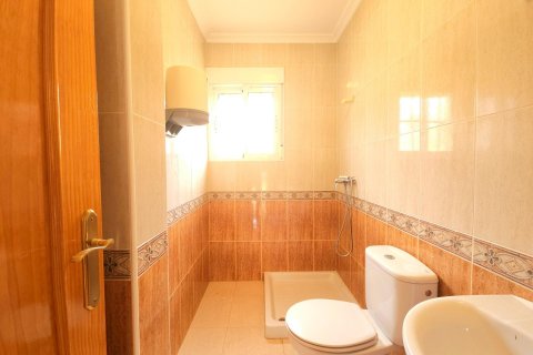 Villa zum Verkauf La Marina, Alicante, Spanien 3 Schlafzimmer, 120 m2 Nr. 128652 - Foto 4