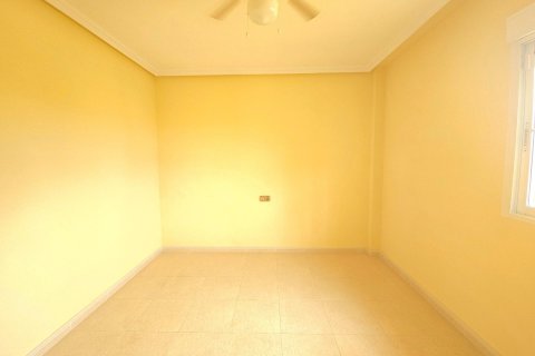 Villa zum Verkauf La Marina, Alicante, Spanien 3 Schlafzimmer, 120 m2 Nr. 128652 - Foto 6