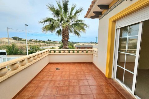 Villa zum Verkauf La Marina, Alicante, Spanien 3 Schlafzimmer, 120 m2 Nr. 128652 - Foto 19