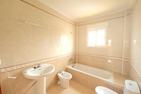 Villa zum Verkauf La Marina, Alicante, Spanien 3 Schlafzimmer, 120 m2 Nr. 128652 - Foto 15
