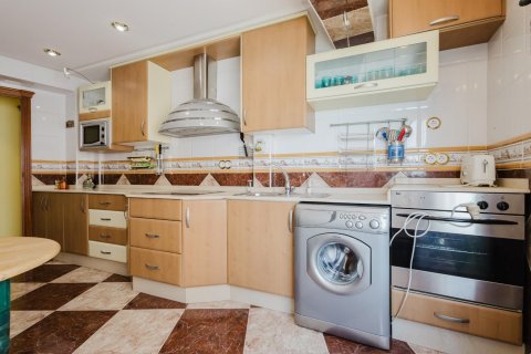 Продажа квартиры Торревьеха, Аликанте, Испания 3 спальни, 106м2 №128653 - фото 4