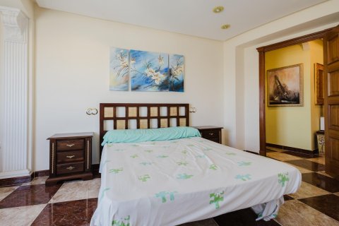 Продажа квартиры Торревьеха, Аликанте, Испания 3 спальни, 106м2 №128653 - фото 11