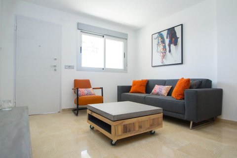 Продажа квартиры в Вилламартин, Аликанте, Испания 2 спальни, 65м2 №122998 - фото 18