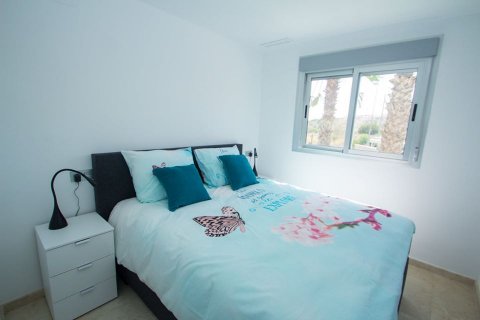 Продажа квартиры в Вилламартин, Аликанте, Испания 2 спальни, 65м2 №122998 - фото 16