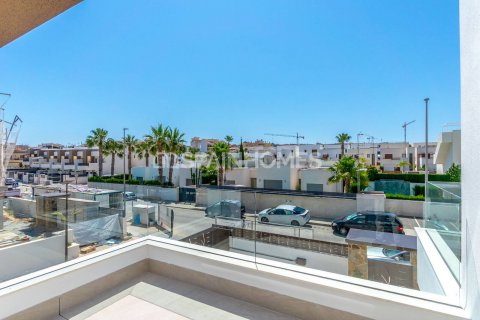 Продажа виллы Бенихофар, Аликанте, Испания 3 спальни, 119м2 №122469 - фото 28