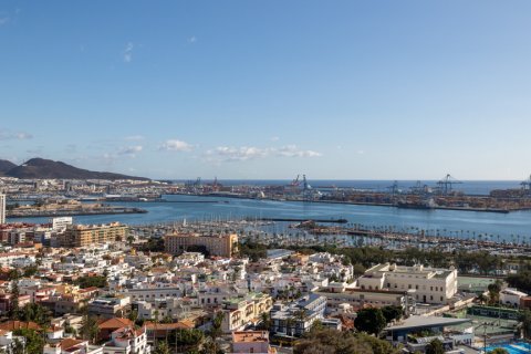 Продажа виллы в Лас-Пальмас-де-Гран-Канария, Гран-Канария, Испания 5 спален, 396м2 №120091 - фото 3