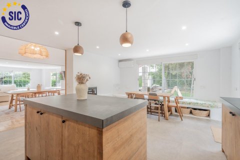 Продажа виллы в Патерна, Валенсия, Испания 6 спален, 442м2 №121982 - фото 19