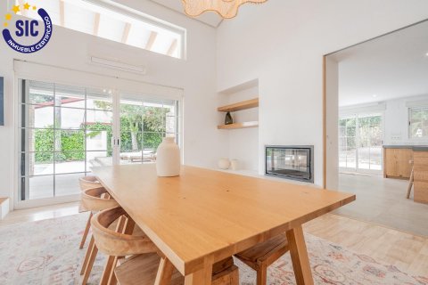 Продажа виллы в Патерна, Валенсия, Испания 6 спален, 442м2 №121982 - фото 6