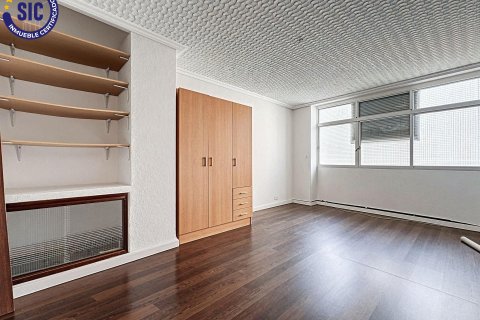 Apartamento en venta València, España 4 dormitorios, 139 m2 No. 121985 - foto 18