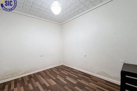 Apartamento en venta València, España 4 dormitorios, 139 m2 No. 121985 - foto 22