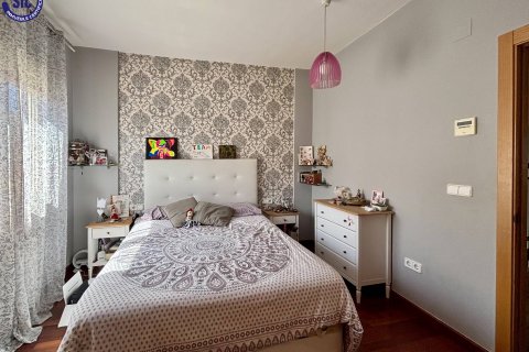 Продажа виллы Ла-Побла-де-Вальбона, Валенсия, Испания 4 спальни, 224м2 №121986 - фото 25